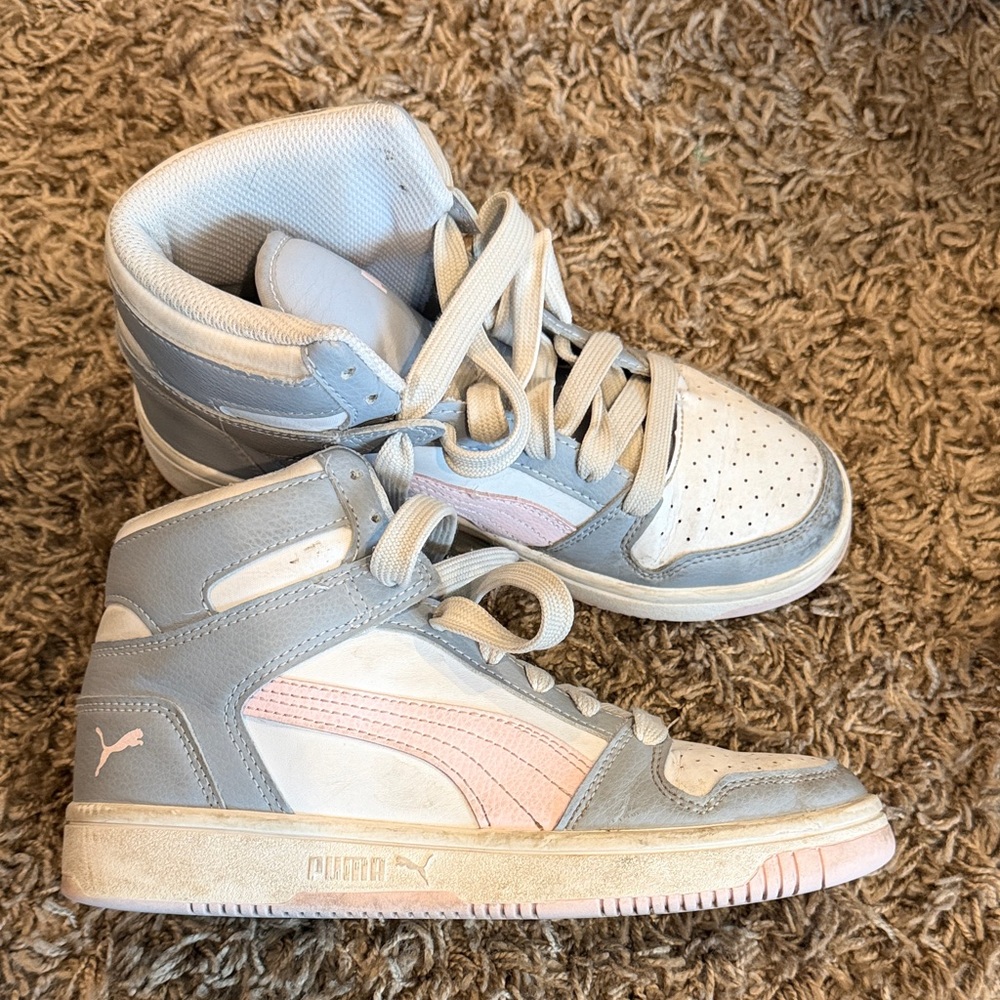 Puma Kids High-Top Sneakers - Light Gray and Soft Pink